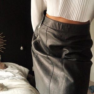 zara faux leather mini skirt